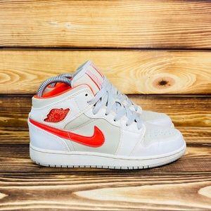 Nike Air Jordan 1